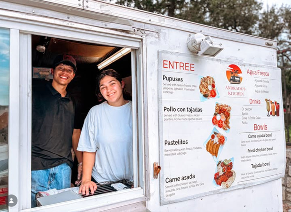andredes food truck is here.